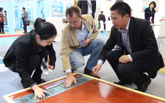 安邦集團參加中國（北京）國際供熱通風空調(diào)、衛(wèi)生潔具及城建設備與技術(shù)展會現(xiàn)場(圖5)