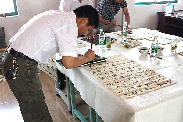 中國人民大學(xué)、北京師范大學(xué)王學(xué)嶺書法工作室在安邦集團(tuán)面授會(huì)(圖3)